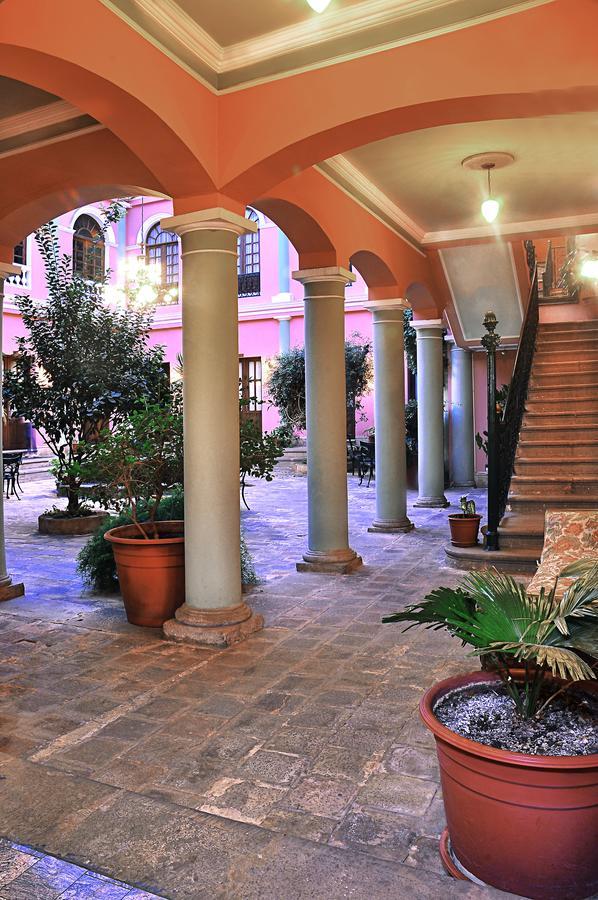 Capital Plaza Hotel Sucre Luaran gambar