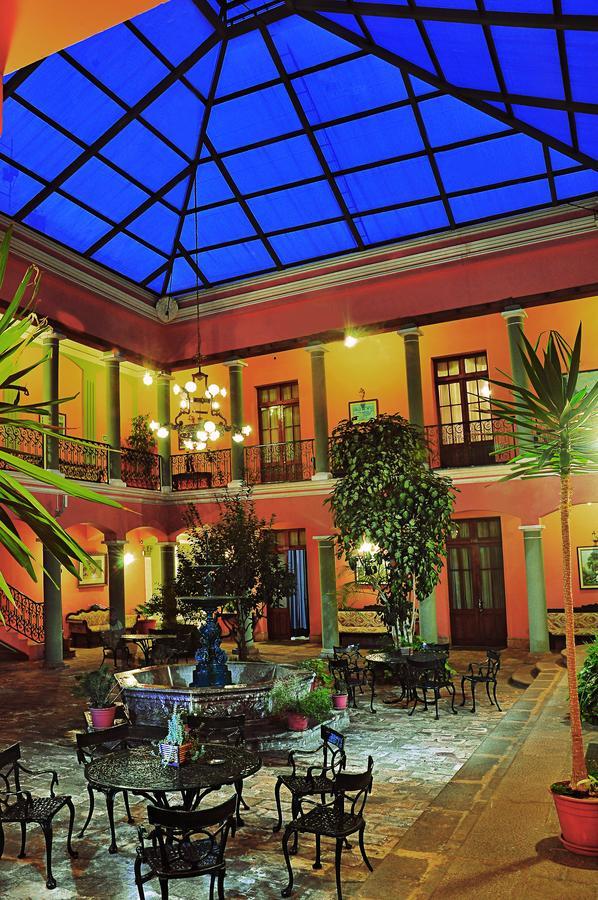 Capital Plaza Hotel Sucre Luaran gambar