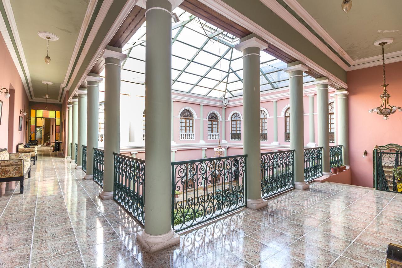Capital Plaza Hotel Sucre Luaran gambar